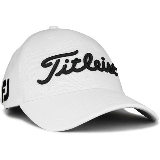 black titleist hat